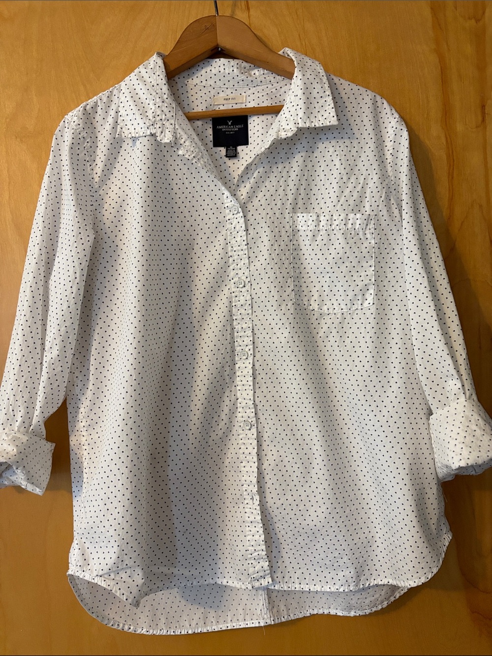 American Eagle Button-Down Long Sleeve Shirt - White with micro hearts XL